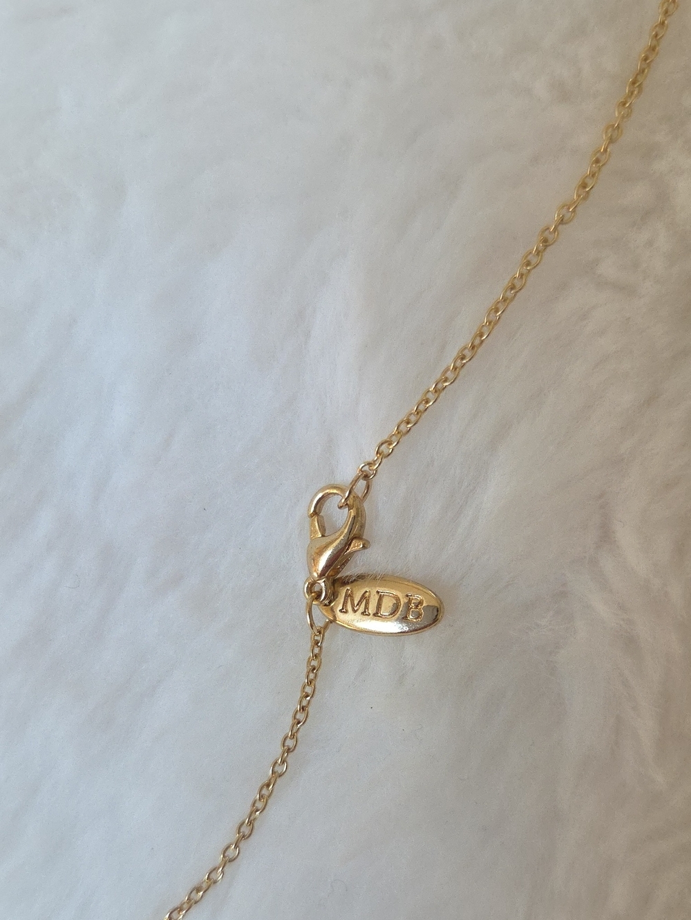 Marina De Buchi 'K' initial necklace - Picture 3 of 7
